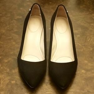 Black Wedges